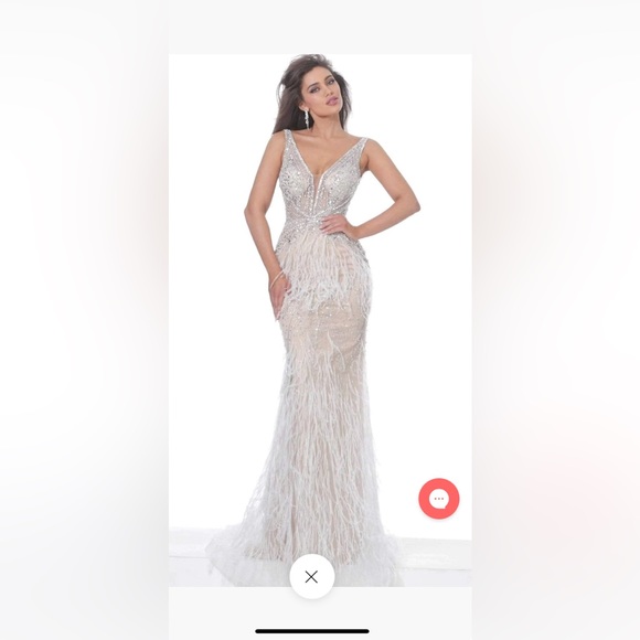 Jovani Prom Dress - Picture 9 of 10